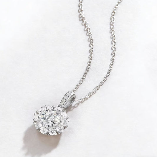 Blossom Moissanite Pendant Necklace - 1 Carat Lab-Grown Diamond Alternative, Sterling Silver 925, Luxurious Gift Set